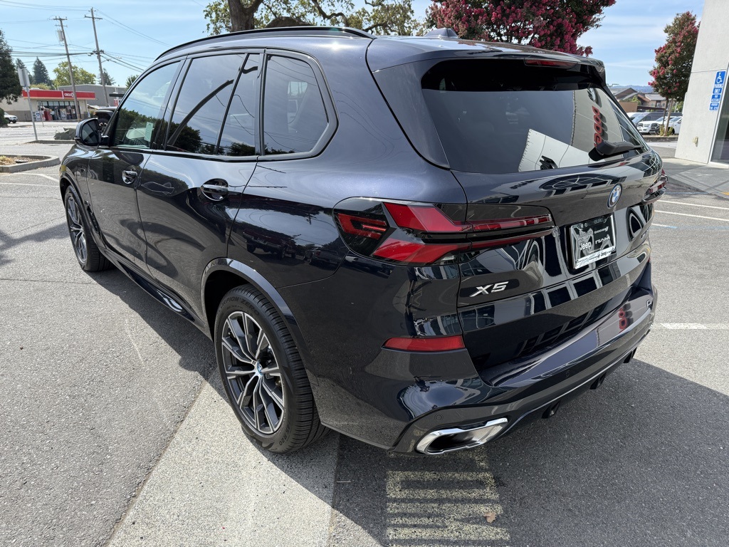 2024 Bmw X5 xDrive50e photo 2