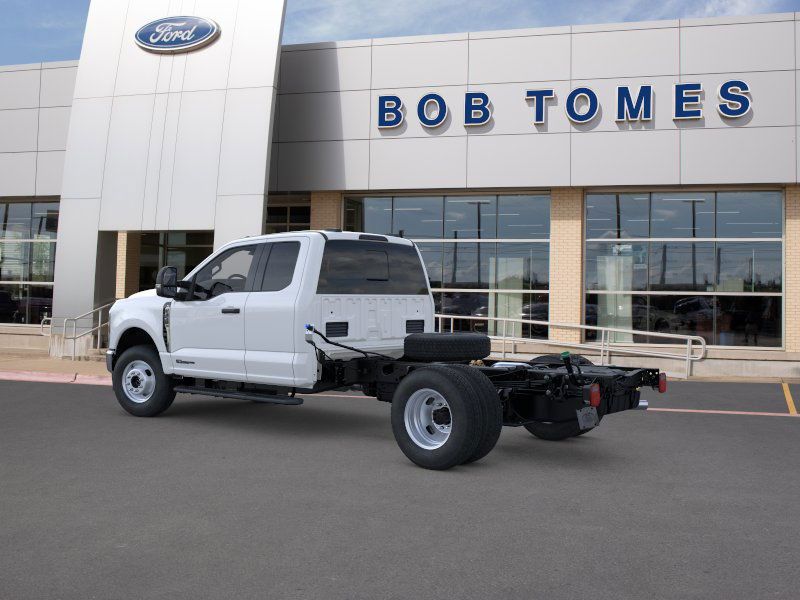 2025 Ford F-350 XL photo 5