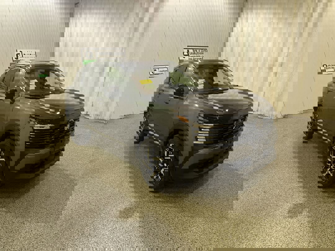 2026 Nissan Kicks SV photo 2