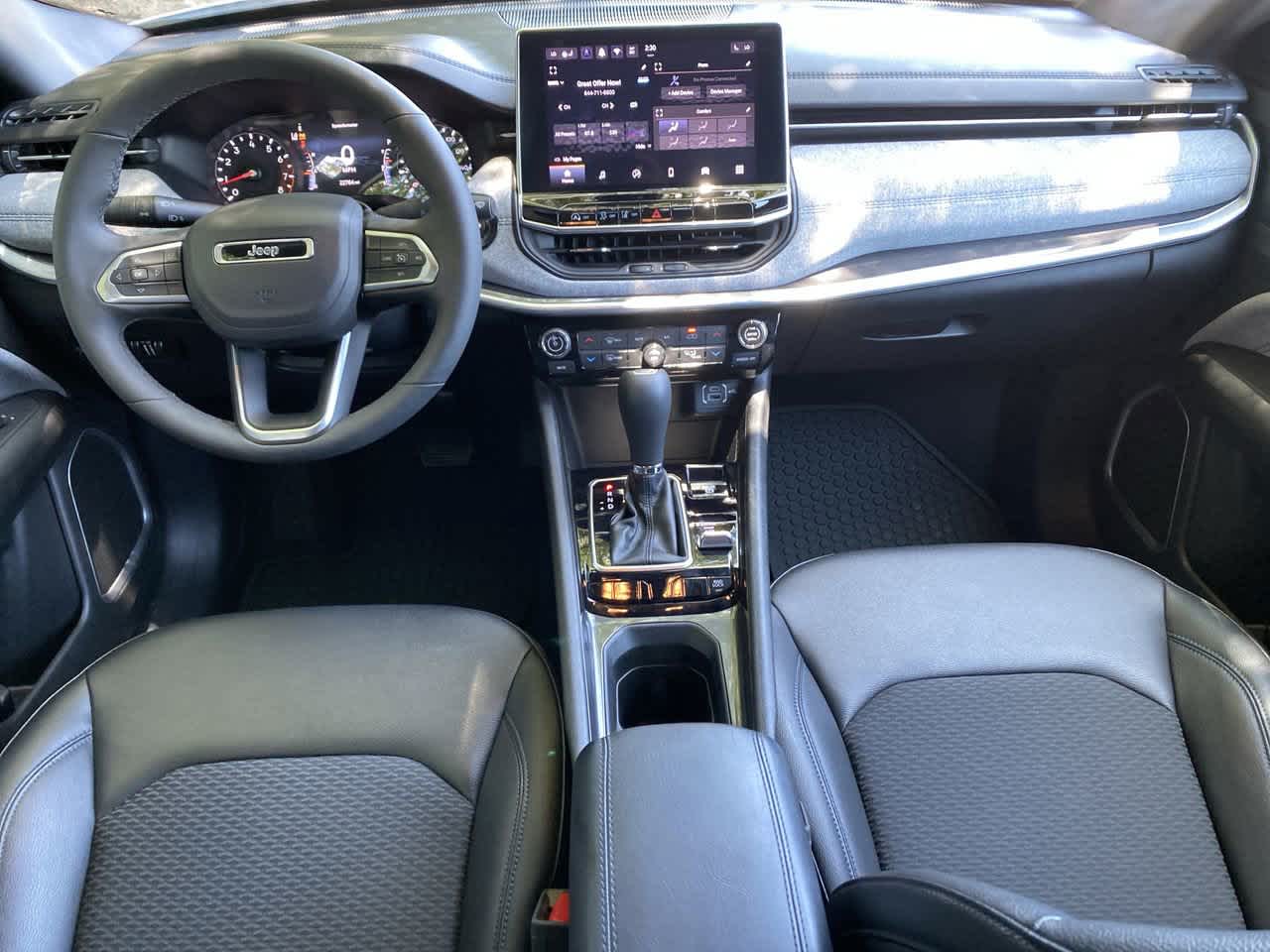 2024 Jeep Compass Latitude photo 11