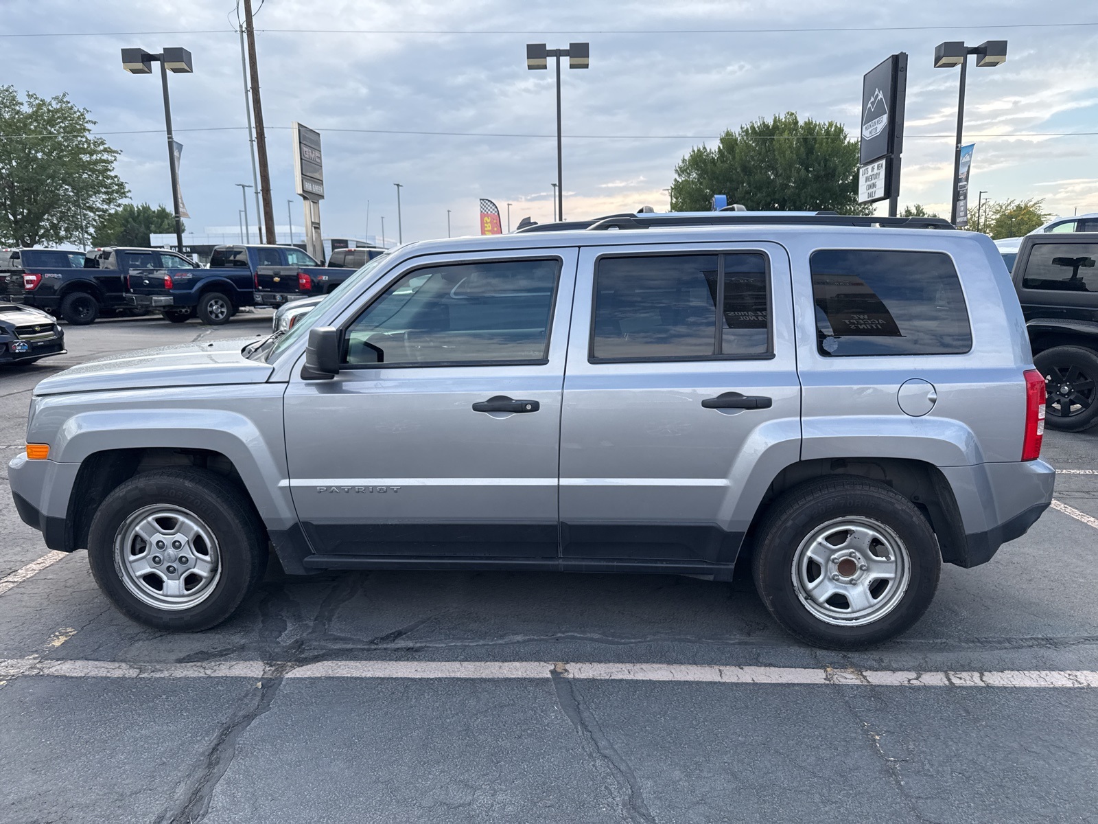 2016 Jeep Patriot Sport photo 4