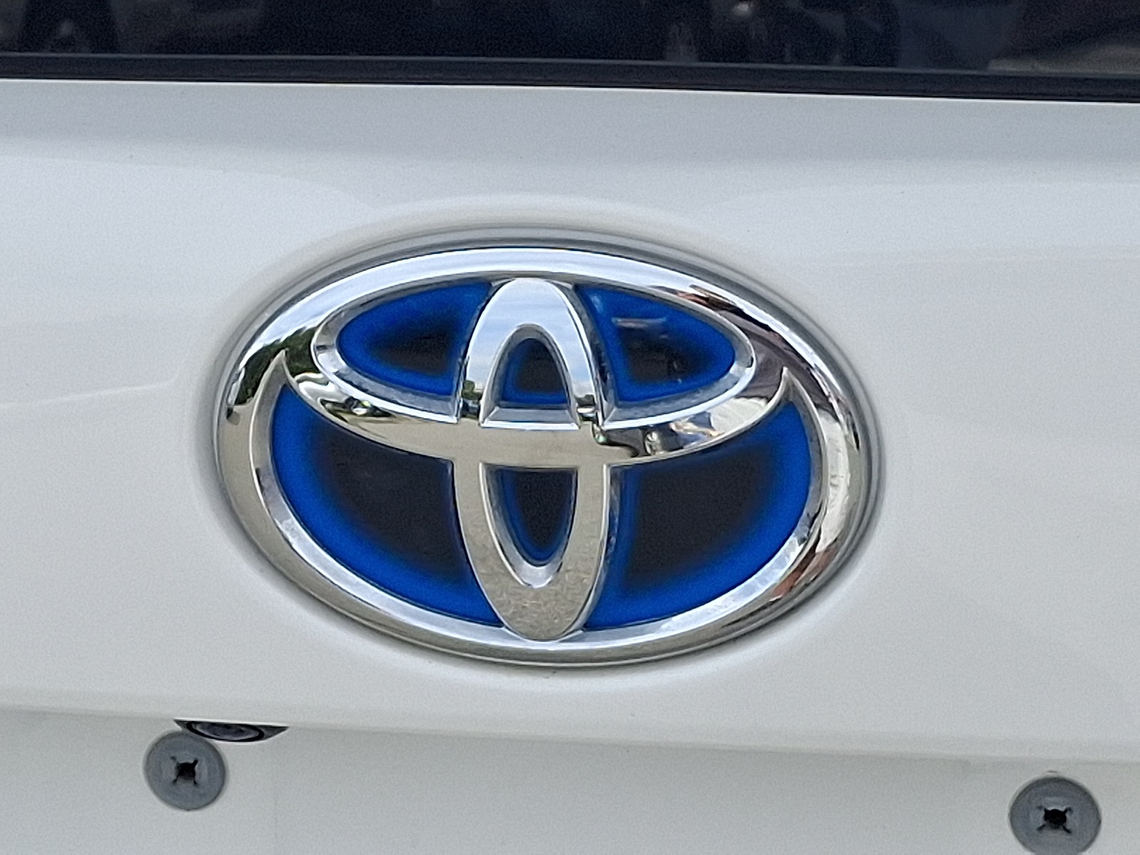 2022 Toyota Prius L Eco photo 27