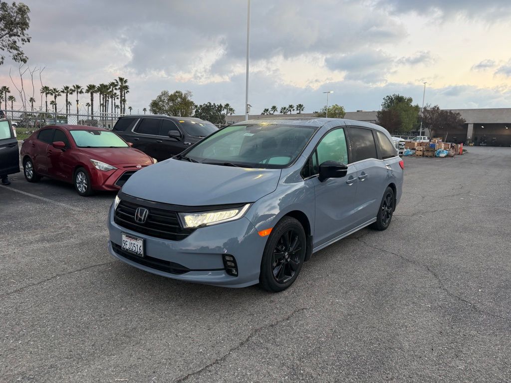 2023 Honda Odyssey SPORT's photo