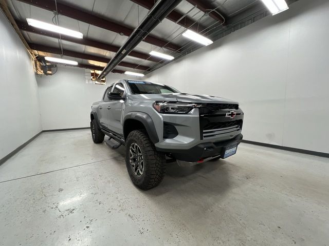 2025 Chevrolet Colorado ZR2 photo 2