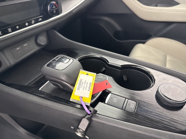 2024 Nissan Rogue SV photo 24