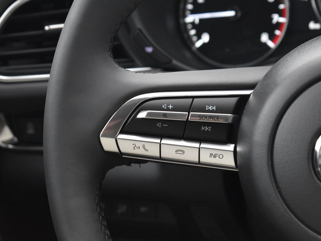 2023 Mazda CX-30 2.5 S Preferred photo 13