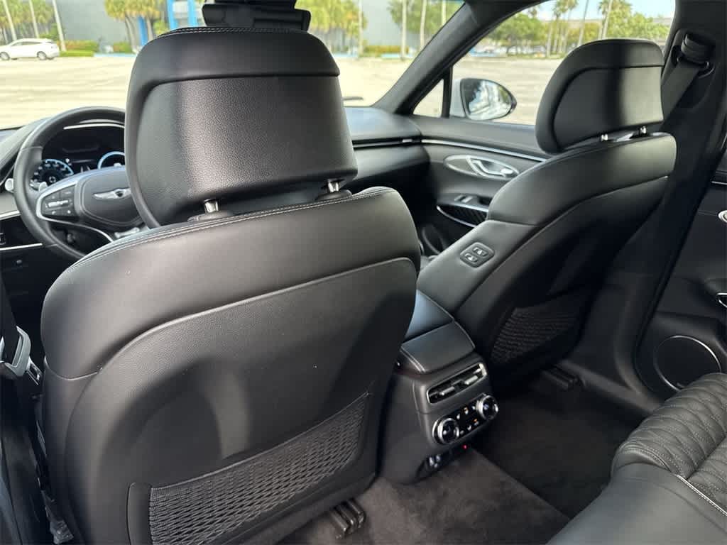 2024 Genesis GV70 3.5T Sport photo 21