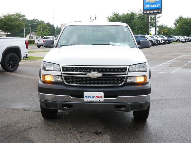 Used 2005 Chevrolet Silverado 2500HD Work with VIN 1GCHK24235E310481 for sale in Anoka, Minnesota