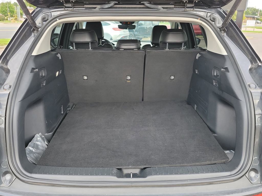 2024 Mazda CX-50 2.5 S Preferred photo 29