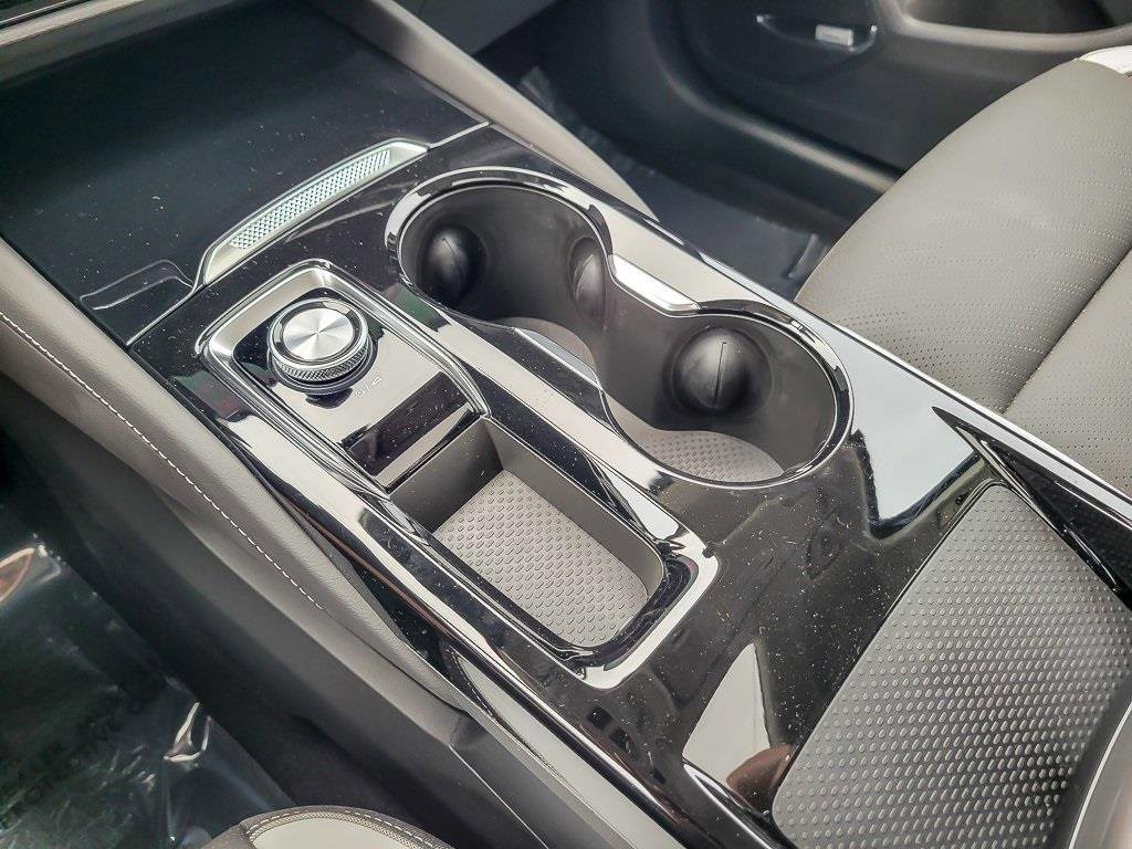 2025 BUICK ENVISION - Image 16