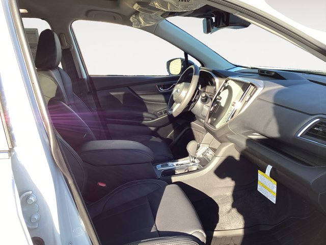 2025 Subaru Ascent Limited photo 13