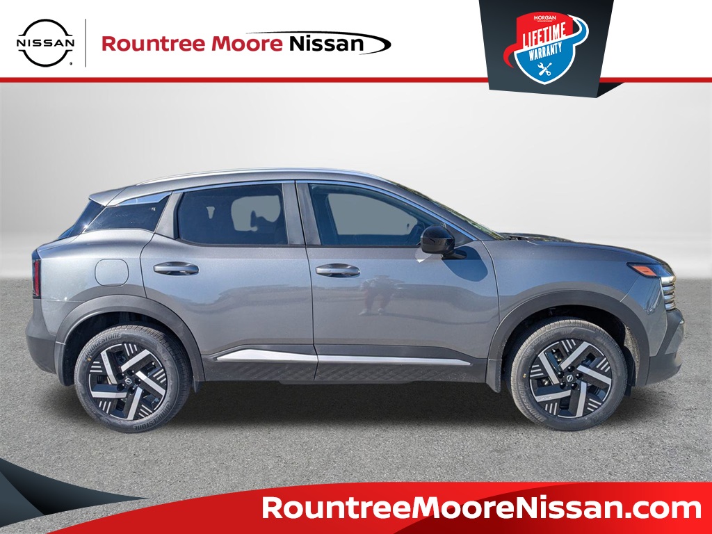 2026 Nissan KICKS SV's photo