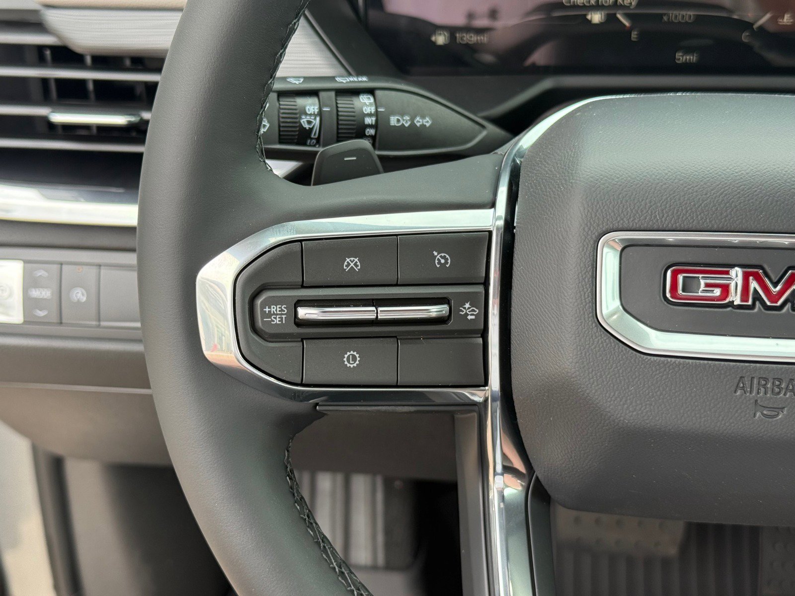 2026 Gmc Acadia Elevation photo 19