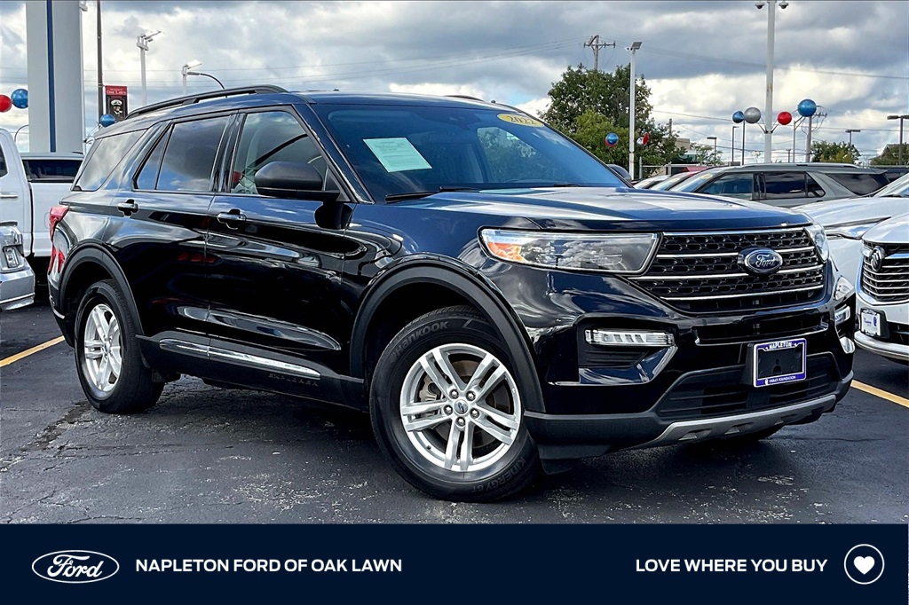 2022 Ford Explorer XLT's photo