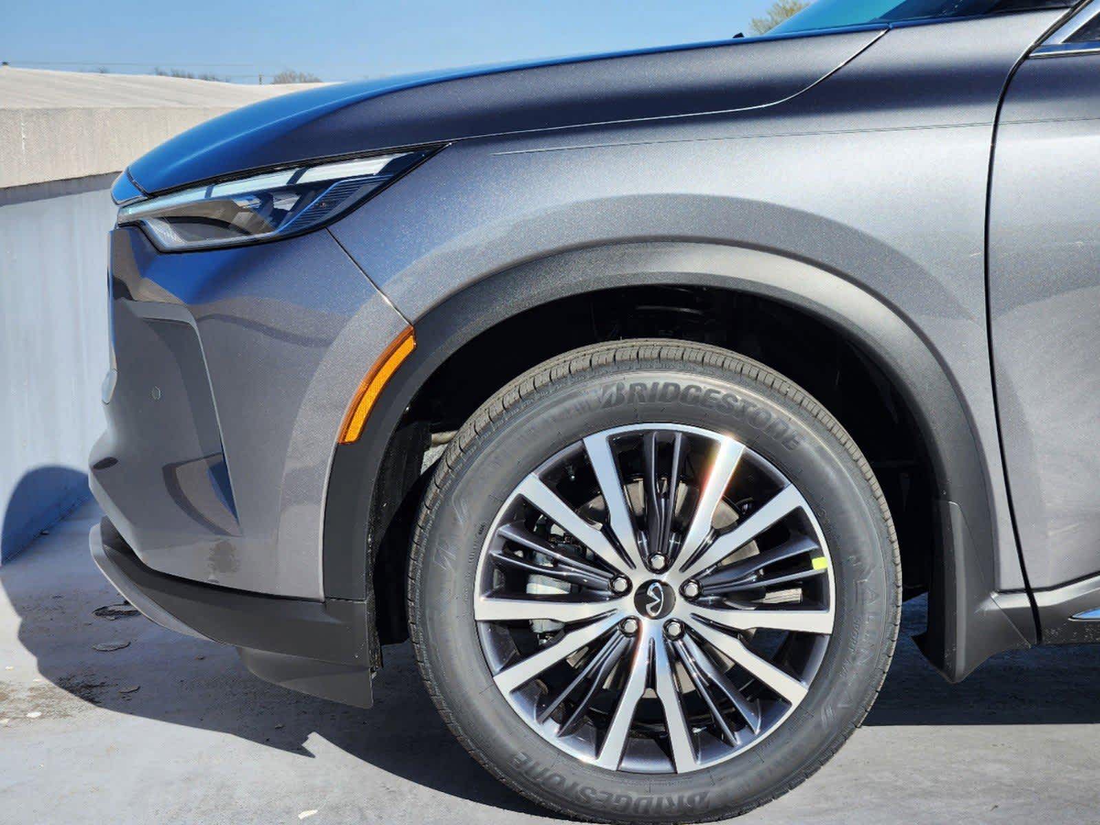 2025 Infiniti QX60 Autograph photo 6