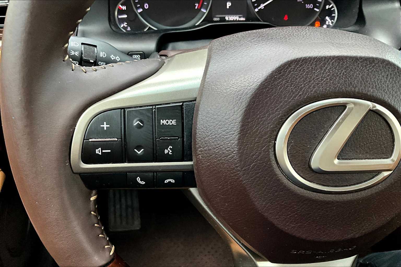 2017 Lexus ES 350 photo 21