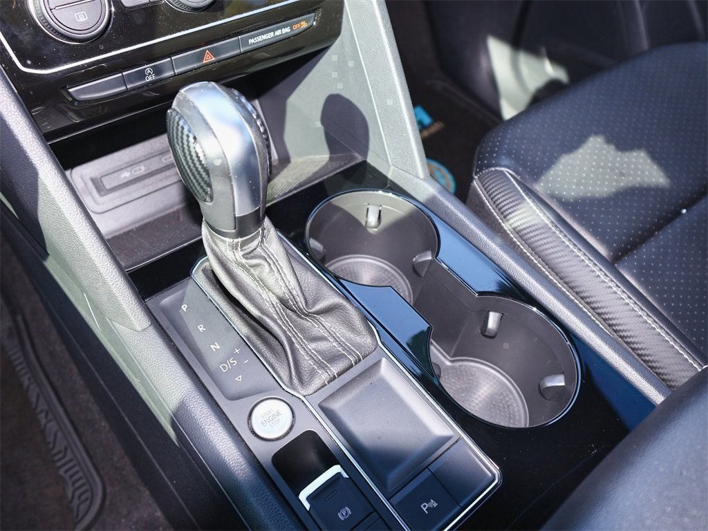 2022 Volkswagen Atlas Cross Sport V6 SE Technology photo 20