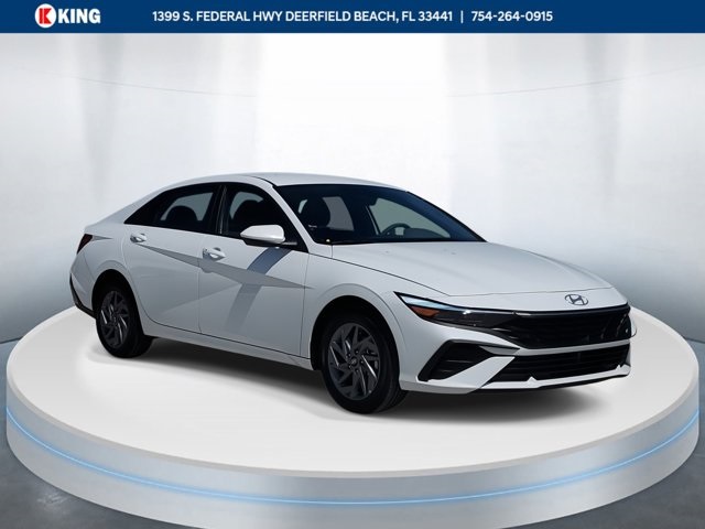 2025 Hyundai Elantra Blue's photo