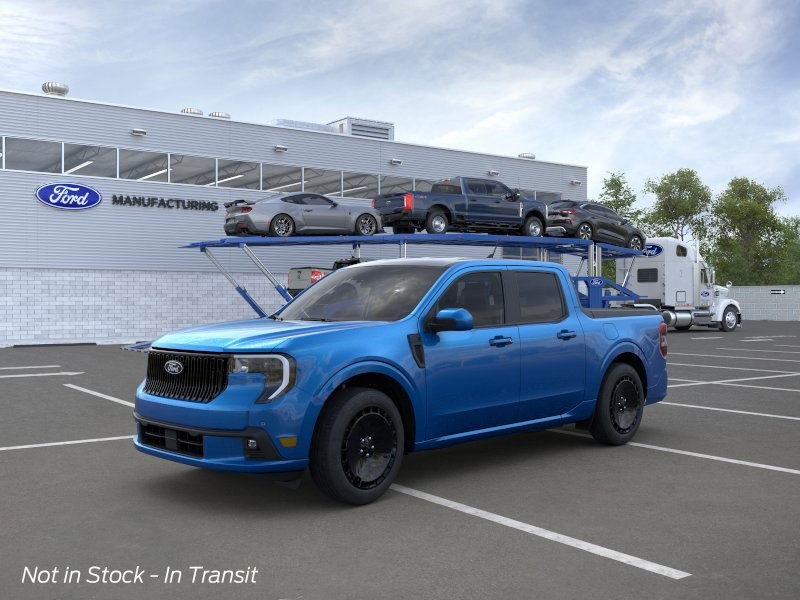 2025 Ford Maverick photo 2