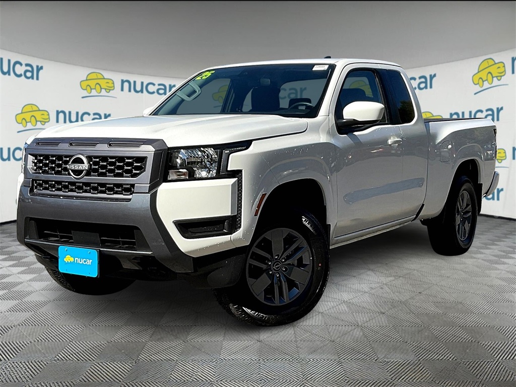 2025 Nissan Frontier SV photo 3