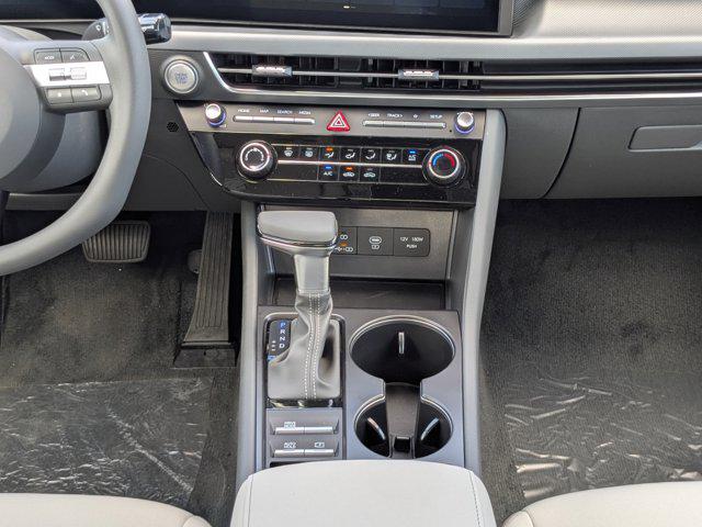 2025 Hyundai Sonata SE photo 18