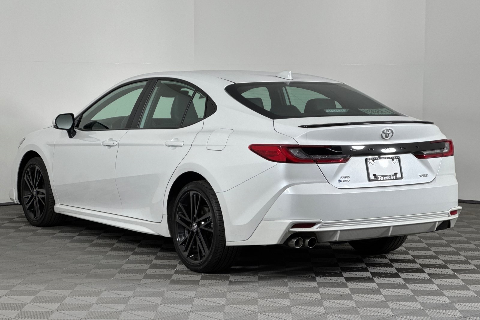 2025 Toyota Camry XSE photo 5