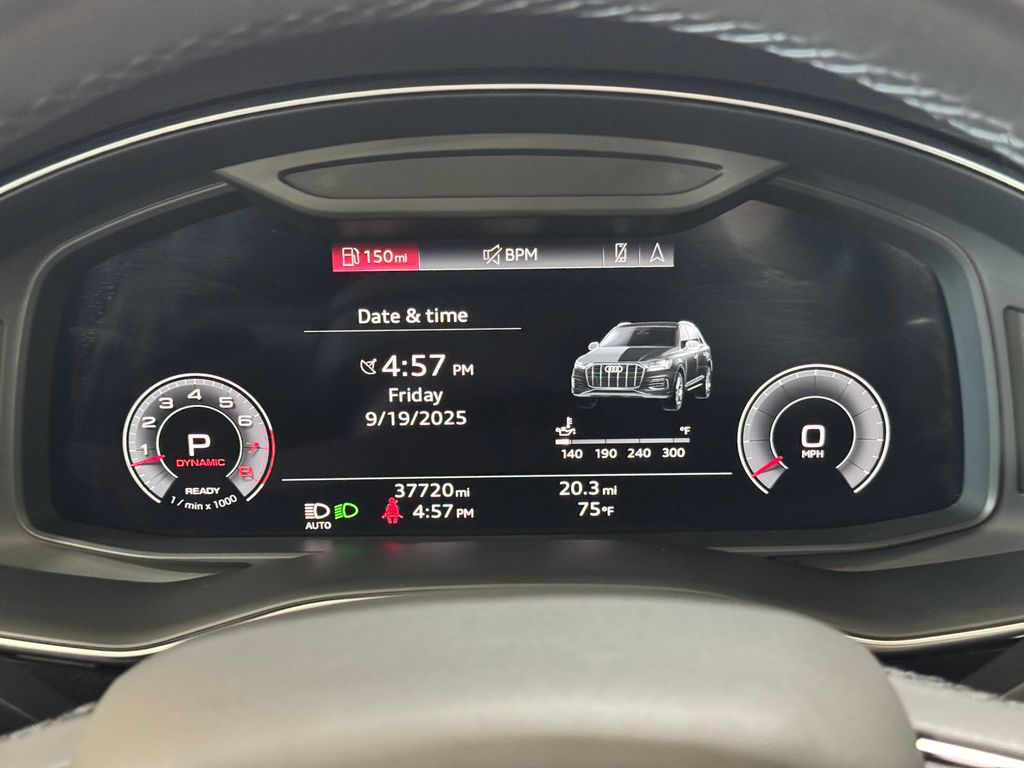 2022 Audi Q7 55 Premium Plus photo 11
