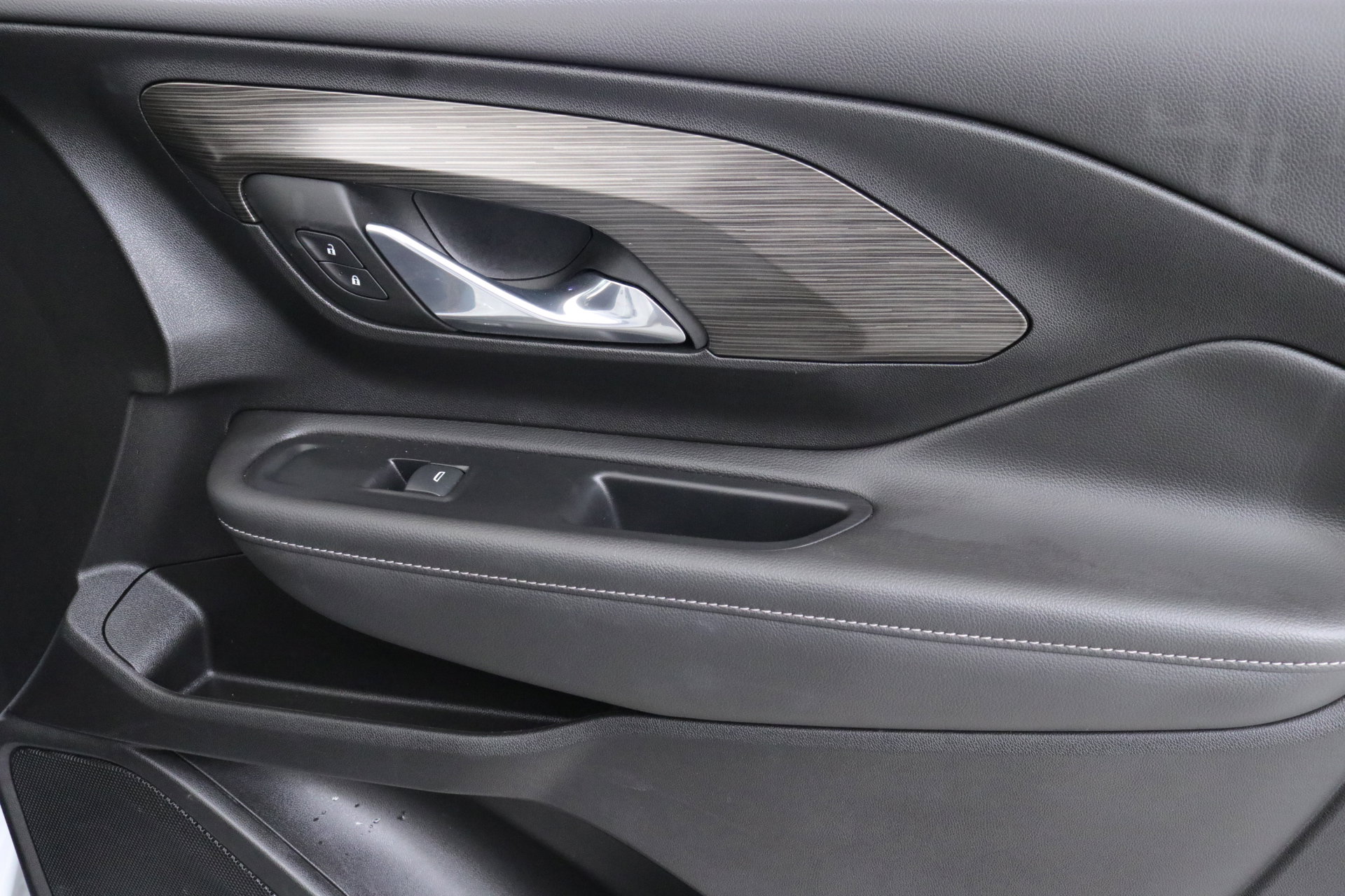 2023 Gmc Terrain SLE photo 27