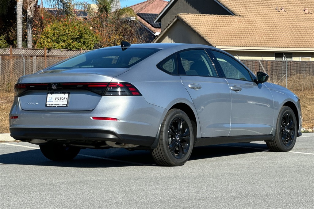 2025 Honda Accord SE photo 3