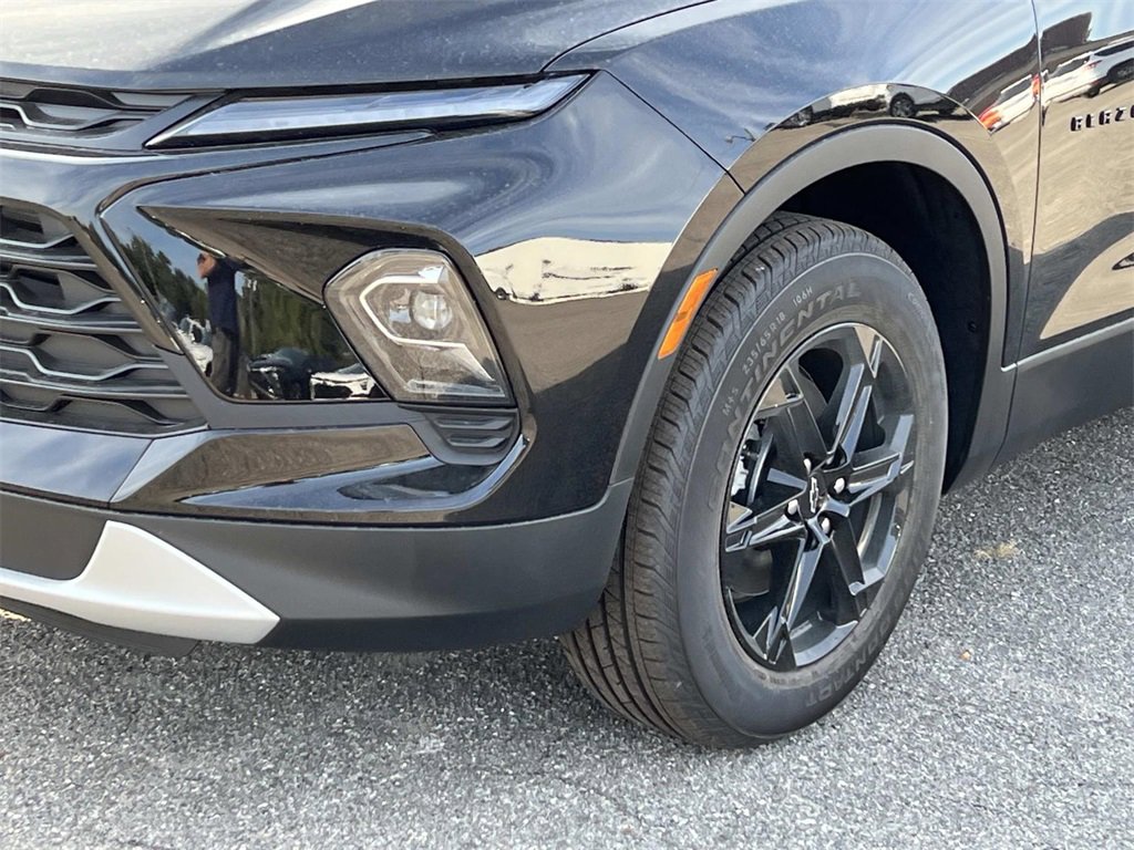 2025 Chevrolet Blazer 2LT photo 7
