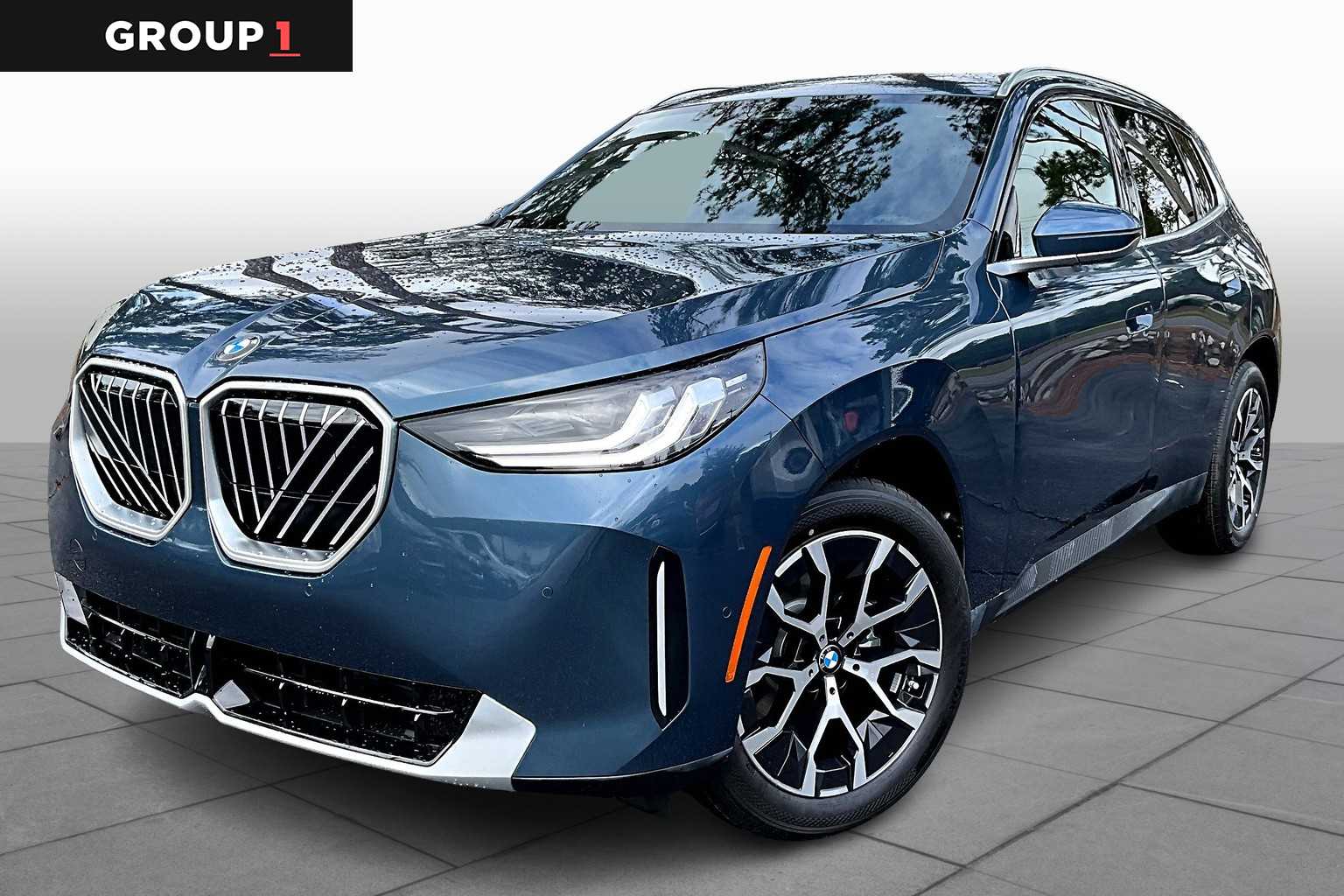 2026 BMW X3 30's photo