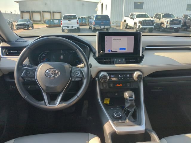 2023 Toyota RAV4 Hybrid XLE Premium photo 11