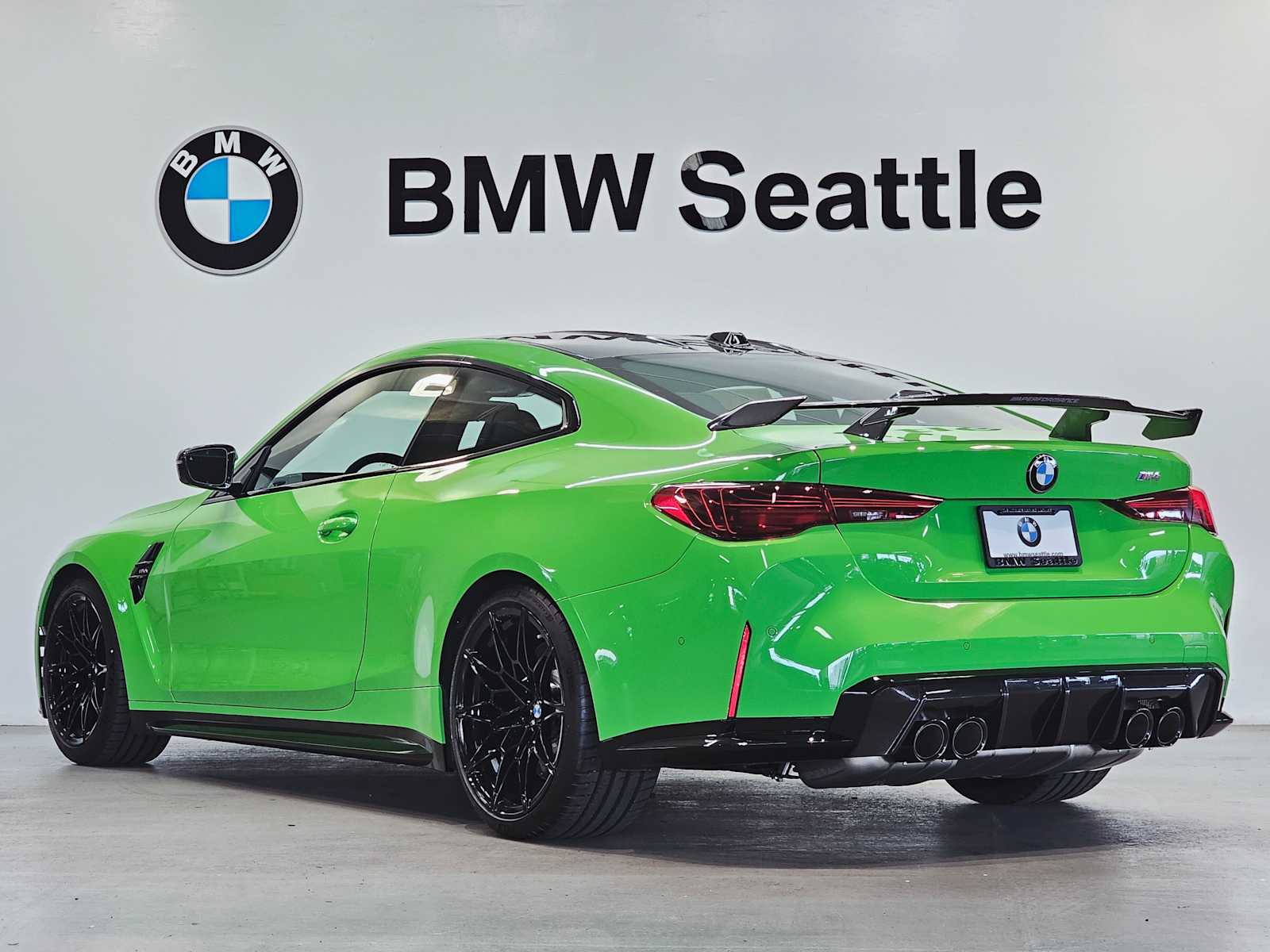 2026 Bmw M4 Coupe photo 4
