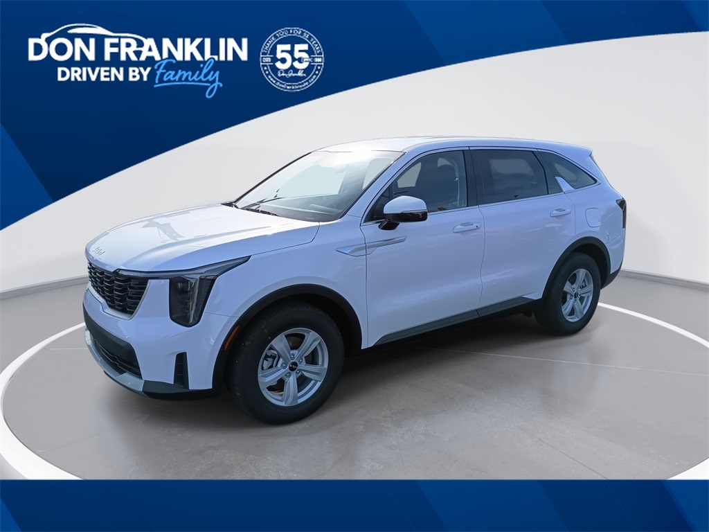2026 Kia Sorento LX's photo