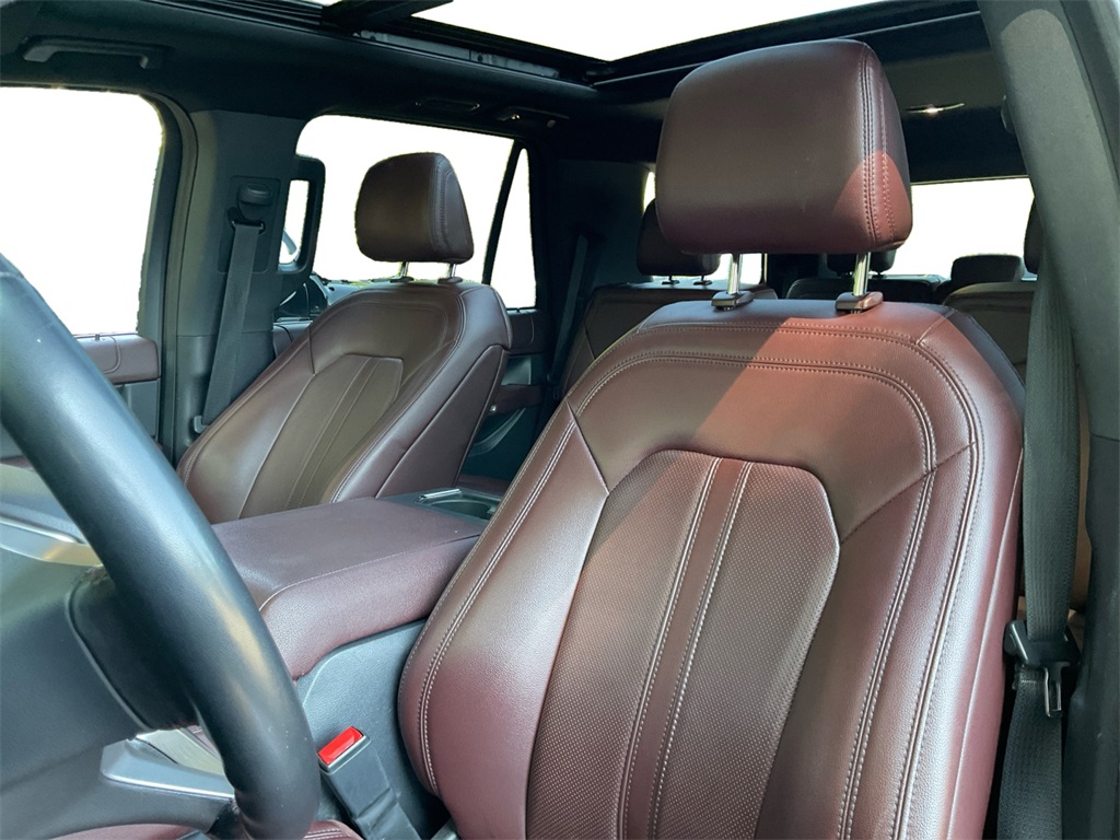 2023 Ford Expedition Limited photo 25