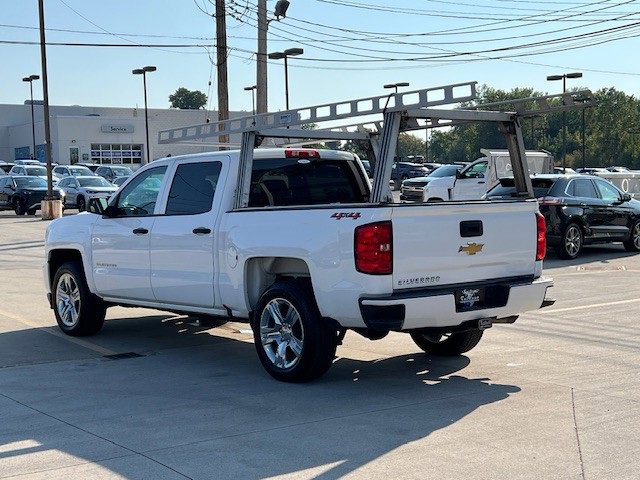 2018 Chevrolet Silverado 1500 Custom photo 6