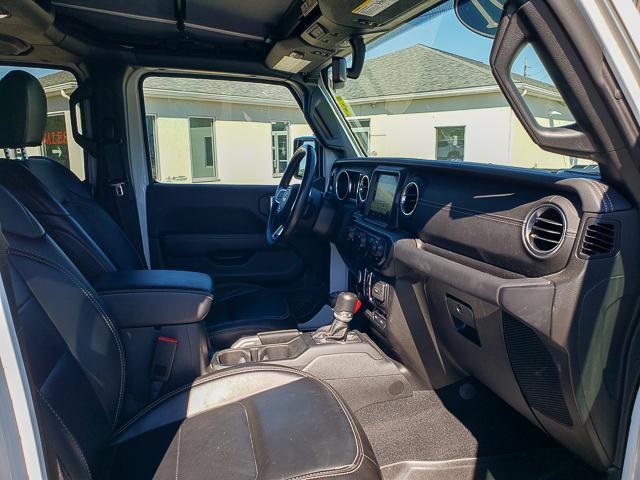 2021 Jeep Wrangler Unlimited Sahara photo 24
