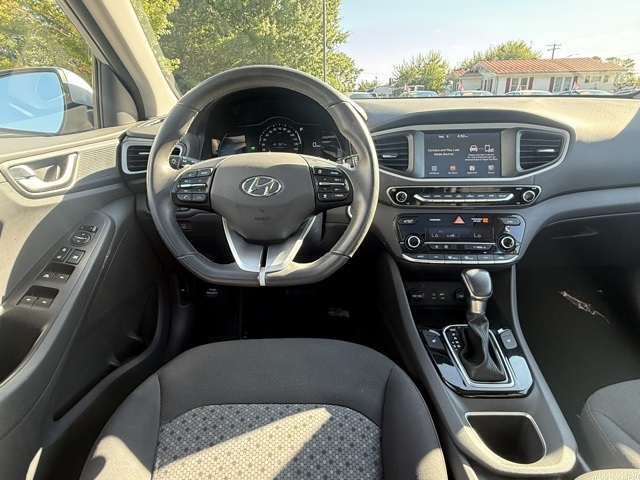 2018 Hyundai Ioniq SEL photo 20