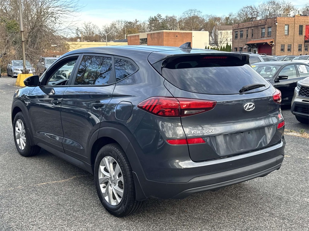 2020 Hyundai Tucson SE photo 3