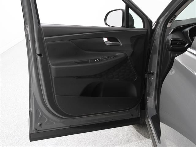 2023 Hyundai Santa Fe SE photo 2