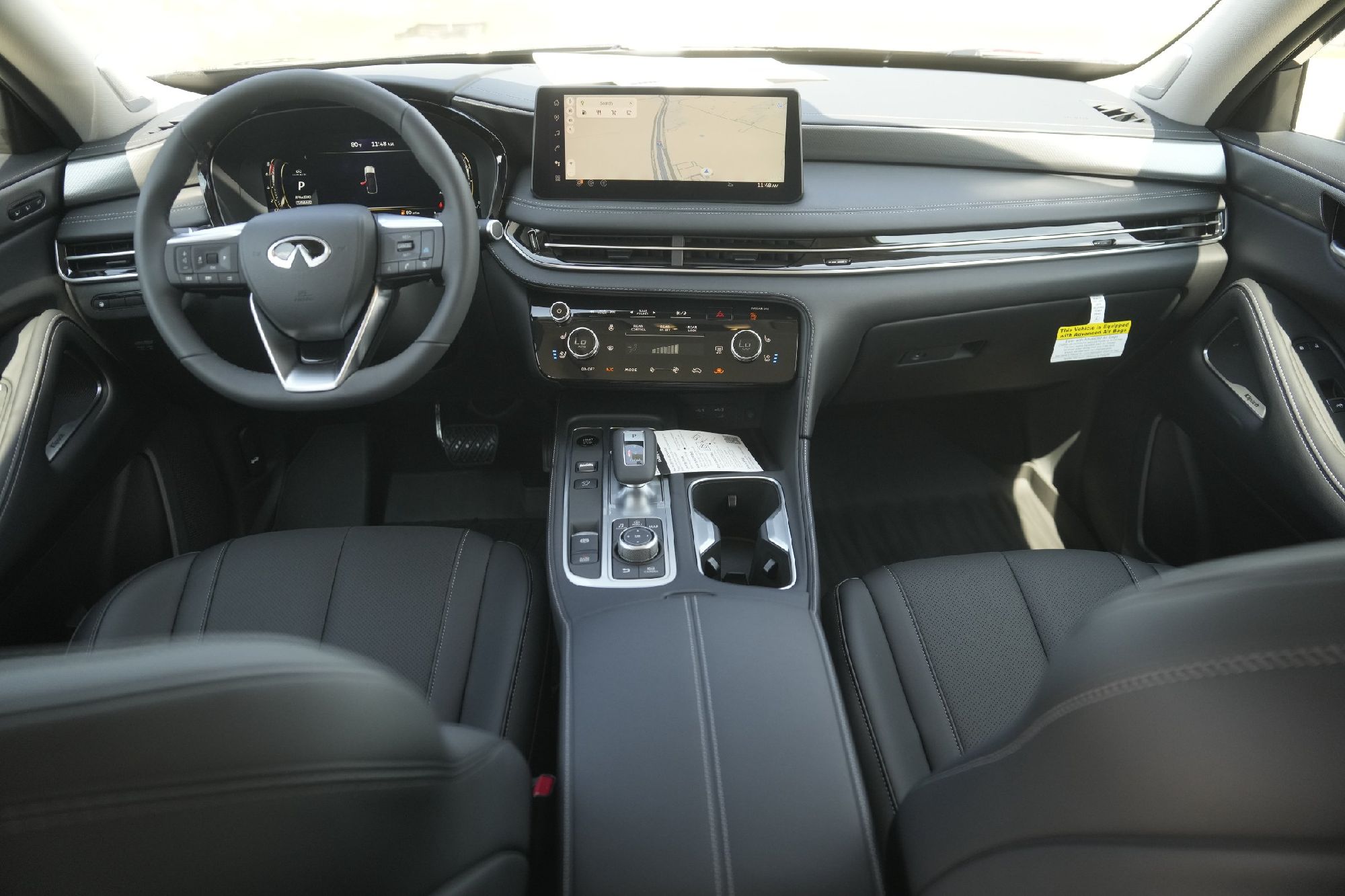 2026 Infiniti QX60 Luxe photo 16