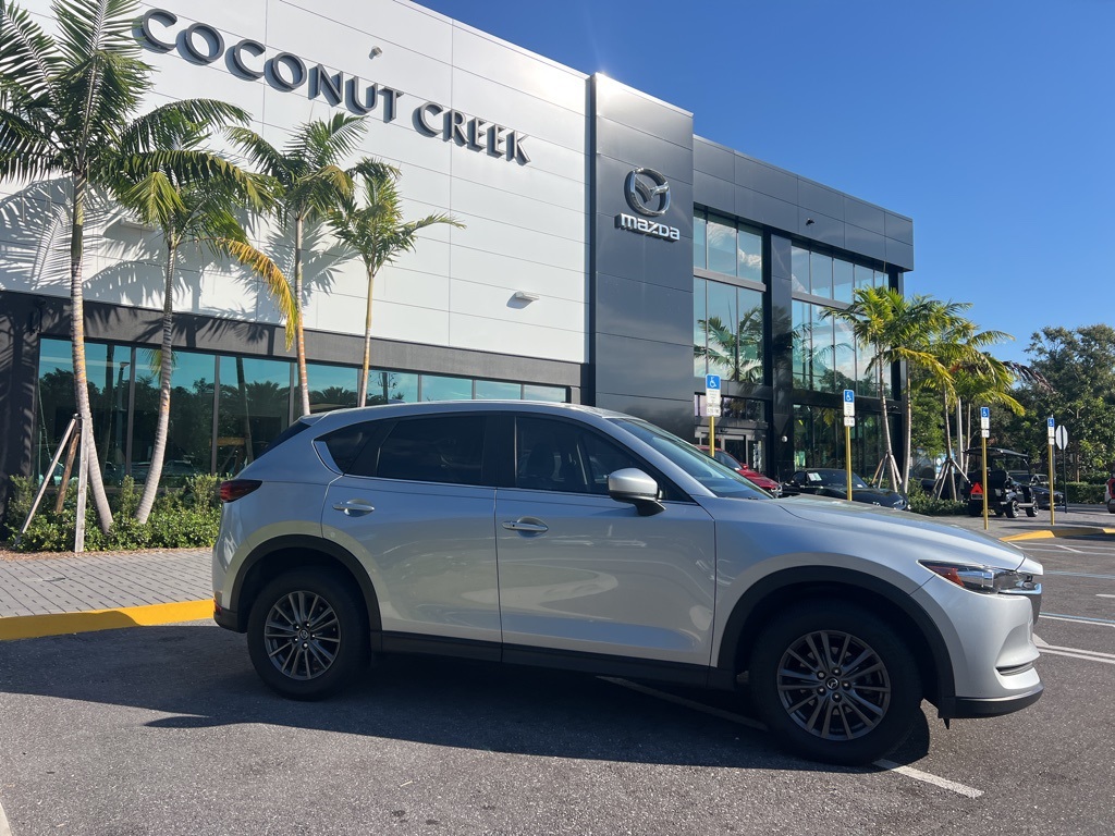 2021 Mazda CX-5 Touring photo 4