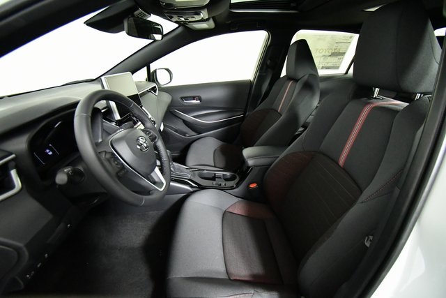 2025 Toyota Corolla Hybrid SE photo 4