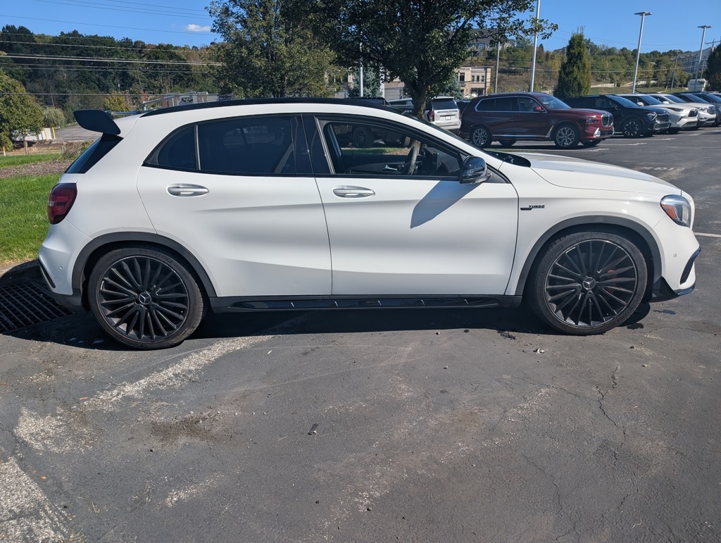 2019 Mercedes Benz GLA 45 AMG 4MATIC photo 4