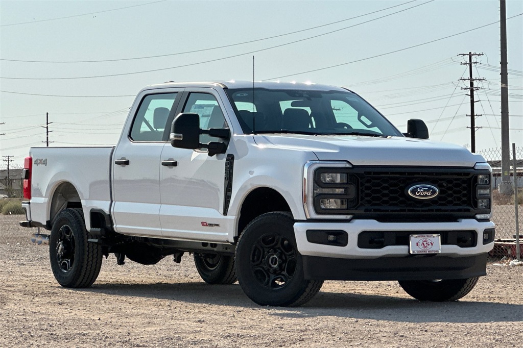2025 Ford F-250 XL photo 2