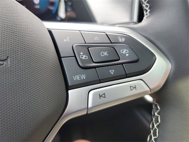 2026 Volkswagen Atlas Cross Sport SE Technology photo 24