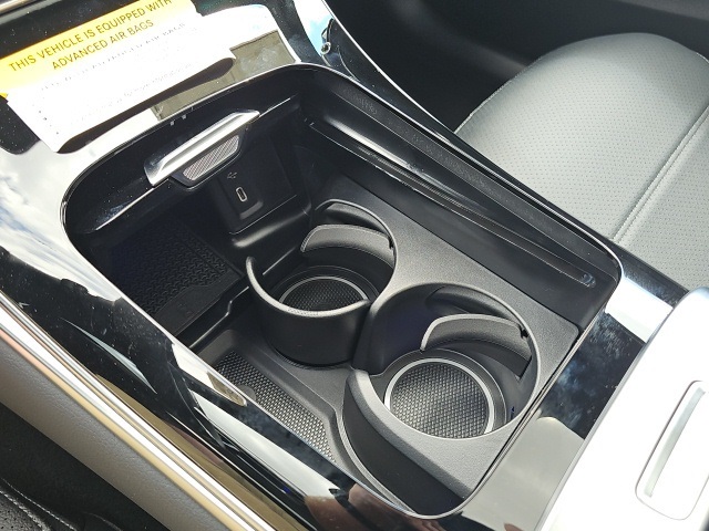 2026 Mercedes Benz GLC 300 4MATIC photo 24