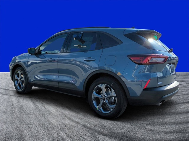 2026 Ford Escape ST-Line photo 4