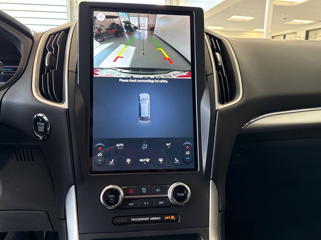 2024 Ford Edge SEL photo 21