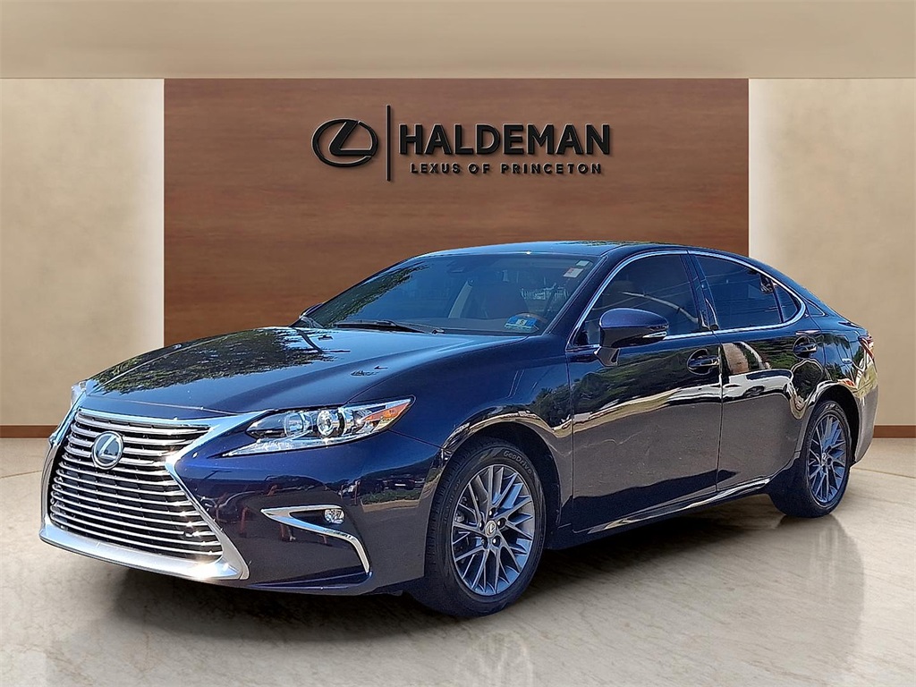 2018 Lexus ES 350 photo 3